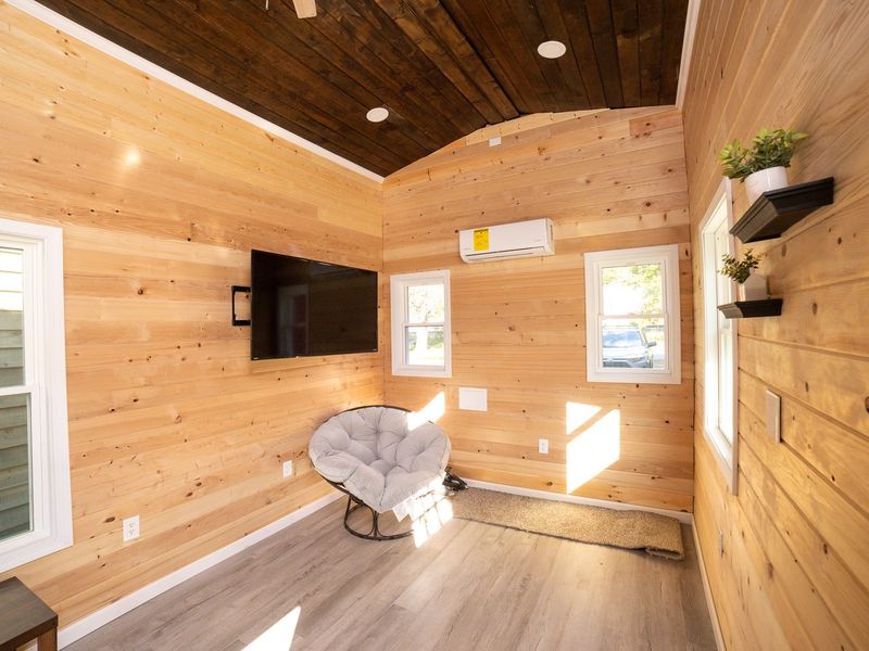 Beautiful New Tiny House – RVIA Certified – Fully Loaded – Move-In Ready image 1