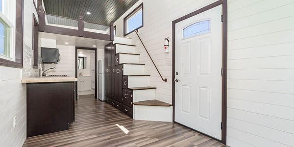 The "LENA" TINY HOME image 5