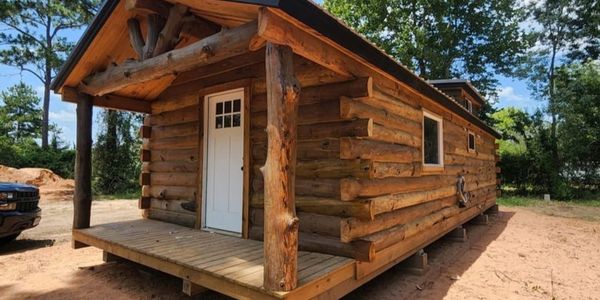 Real log cabin image 4