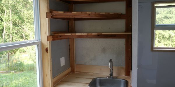 2016 16' x 8' Newly Renovated Tiny House image 4