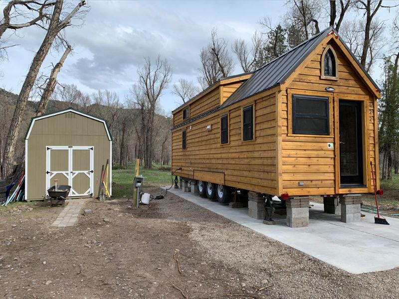 Tiny Home On Wheels