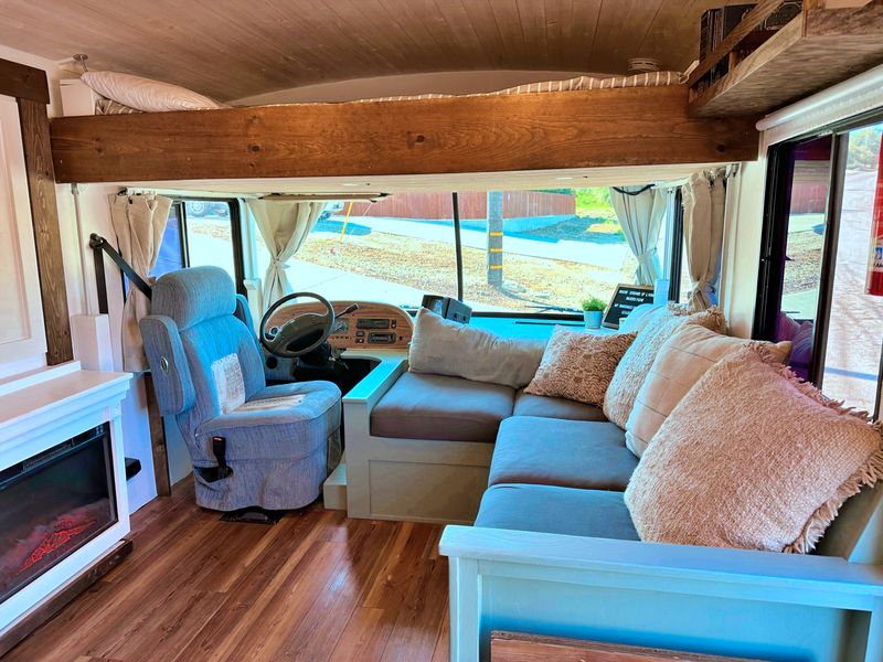 Fully Renovated RV with Queen Bed currently in California image 1