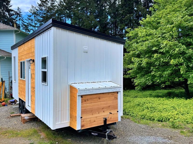 Environmentally Friendly Tiny Home 200 SqFt Tiny in Gig Harbor, Washington image 2