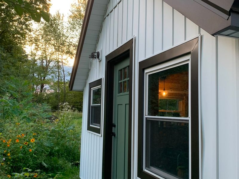 Farmhouse Tiny Home in New York – will deliver!