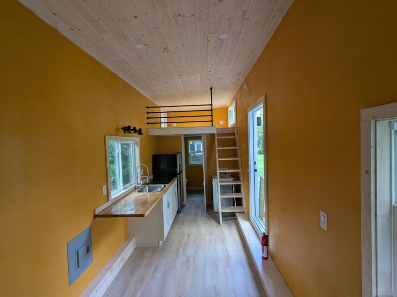 Beautiful Tiny Home on Wheels in Florida! image 2