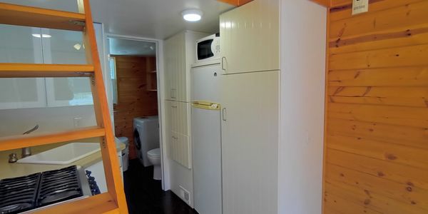 Beautiful Tiny Home on Wheels For Sale in Washington! image 5