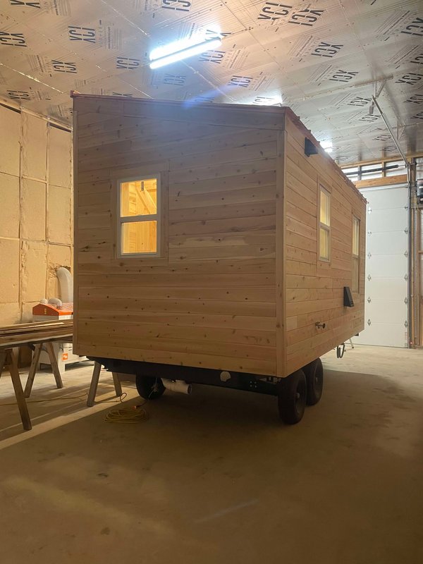 Luxury Tiny Home  in Lee, Maine