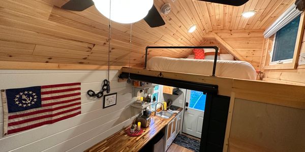 Charming Tiny Home For Sale in New York! image 5