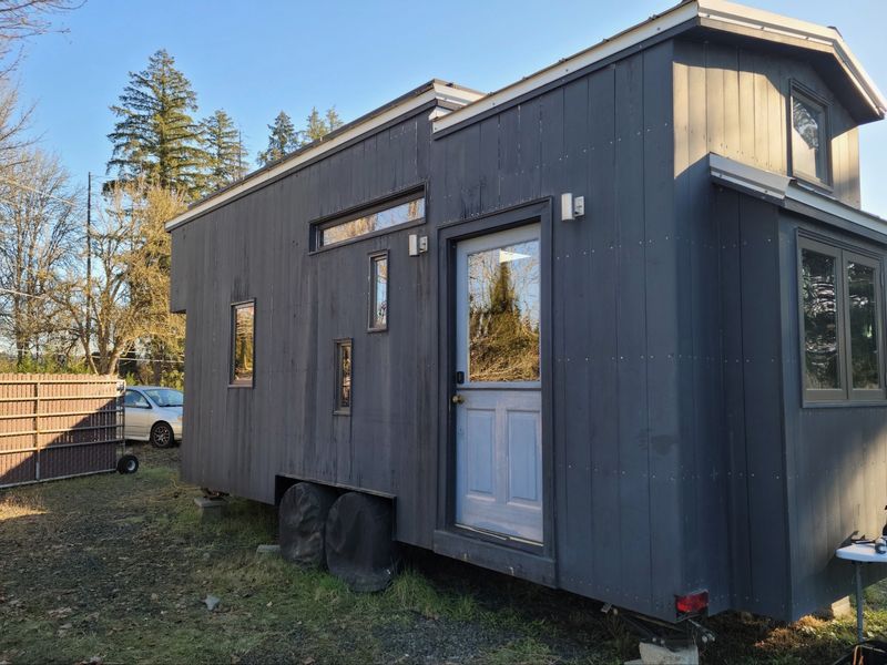 Custom Built Tiny Home For Sale in Oregon!