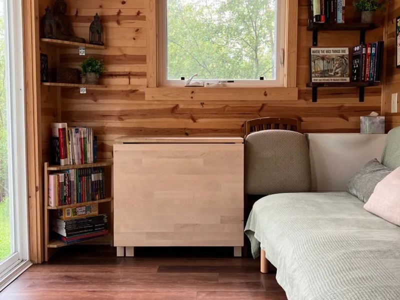 30′ Tumbleweed Tiny Home with BATHTUB & *THREE SKYLIGHTS*