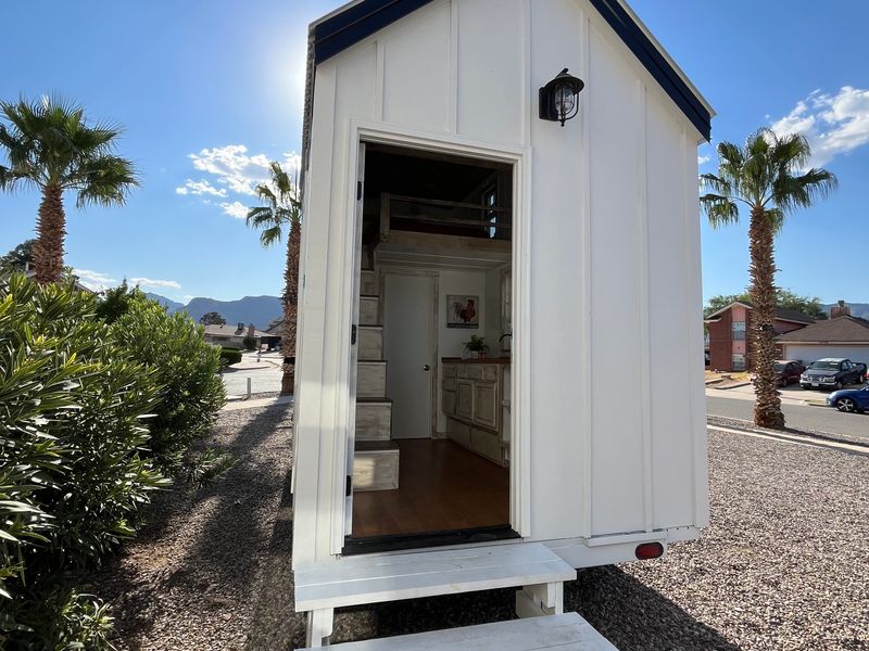 Beautiful Tiny Home - For Sale in Texas!