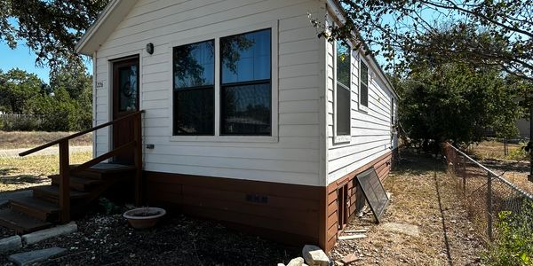 Charming Ulrich Tiny Home For Sale in Texas! image 4