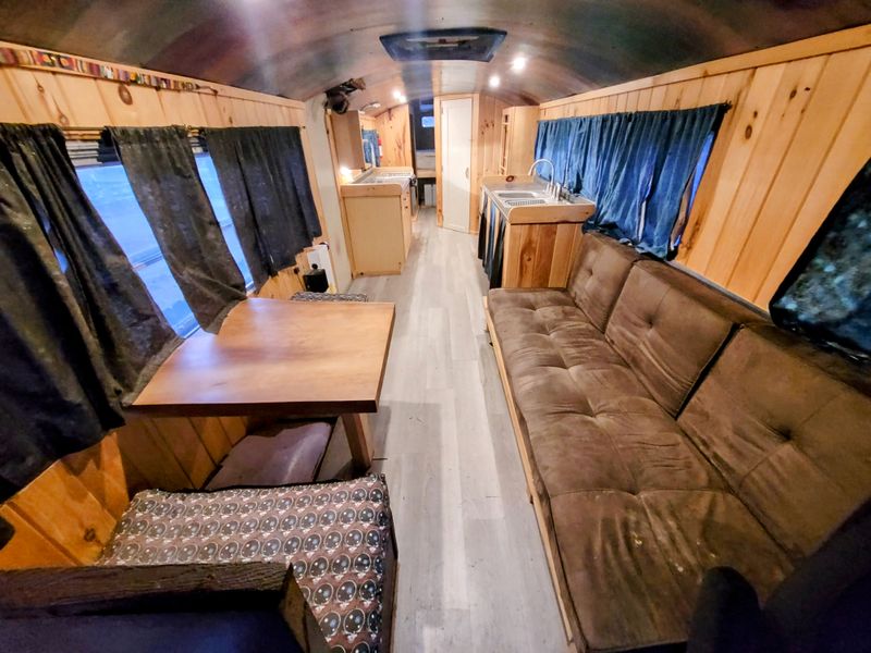 For Sale - Renovated 1999 International Skoolie! image 2