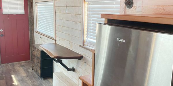 Move-In Ready 2023 Tiny Home on Wheels For Sale! image 3