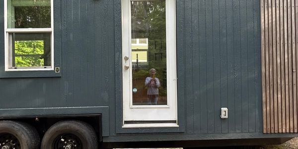 Move-In Ready 2019 Tiny Home on Wheels! image 4