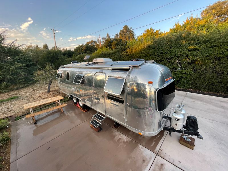 Off-Grid Airstream for Sale – Renovated and Ready to Go image 2