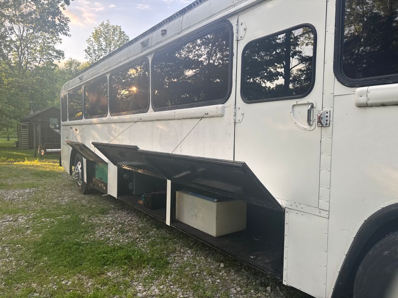 For Sale - Off-Grid Skoolie Home ! Fully Converted