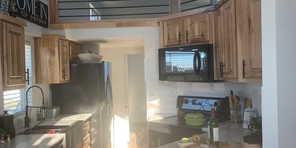 Move-In Ready Tiny House! image 4
