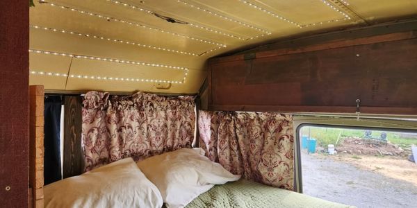 For Sale: 1983 S6000 Bluebird Skoolie ! image 4