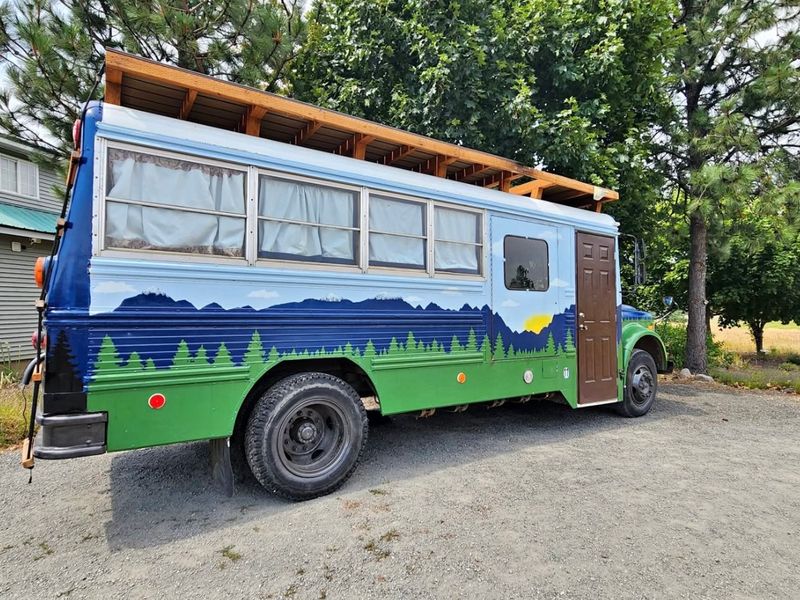 For Sale: 1983 S6000 Bluebird Skoolie !