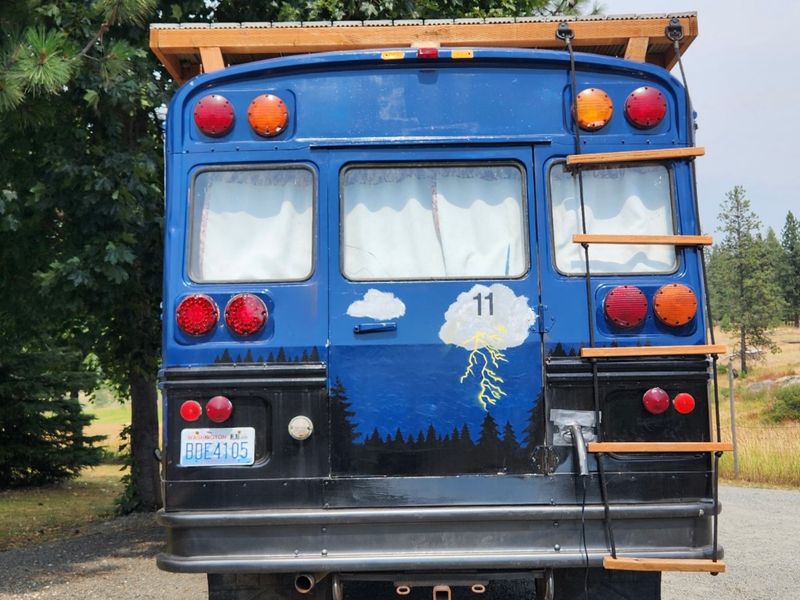 For Sale: 1983 S6000 Bluebird Skoolie ! image 2