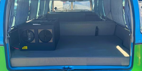 For Sale: 1976 Custom Volkswagen Minibus “Mystery Machine” – Fully Restored image 5