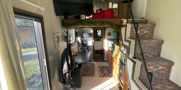 For Sale - Beautiful Turnkey Tiny Home! image 5