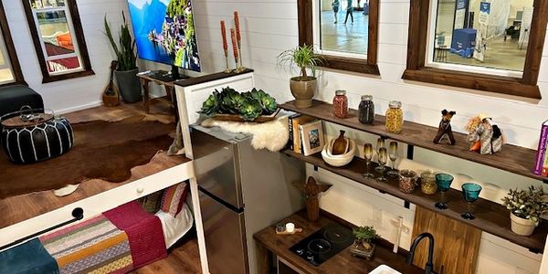 Modern Tiny Home for Sale In California image 4