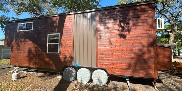 For Sale Spacious Tiny Home on Wheels! image 5