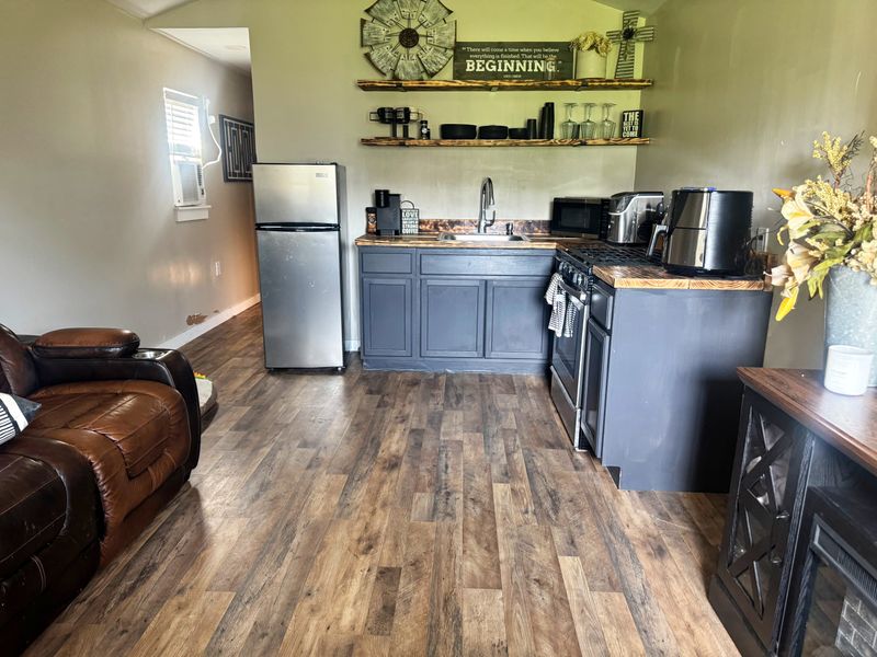 Spacious 2024 Tiny Home For Sale – Must Be Moved! image 2