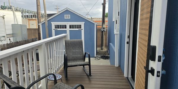 Amazing Tiny Home on wheels with catwalk! image 4