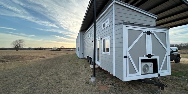 Modern Tiny Home on Wheels For Sale! image 4