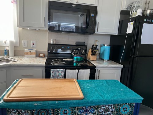 PRICE DROP: Beautiful Tiny Home with Main Level Bedroom in Texas! image 5