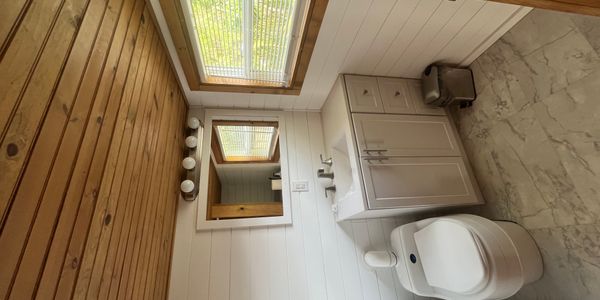 Self Sustaining Tiny Home – Turnkey and Fully Offgrid – Delivered image 5