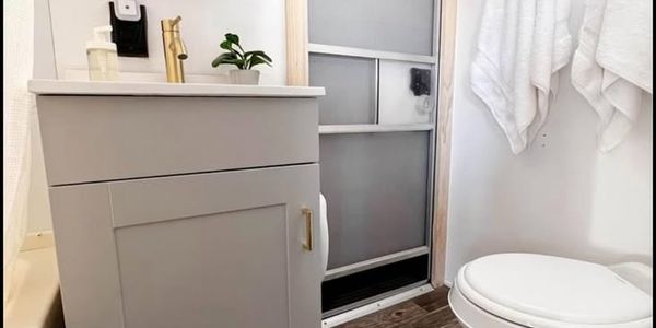 Renovated Bunkhouse Tiny Home – 36 Feet – Delivered from TX image 4