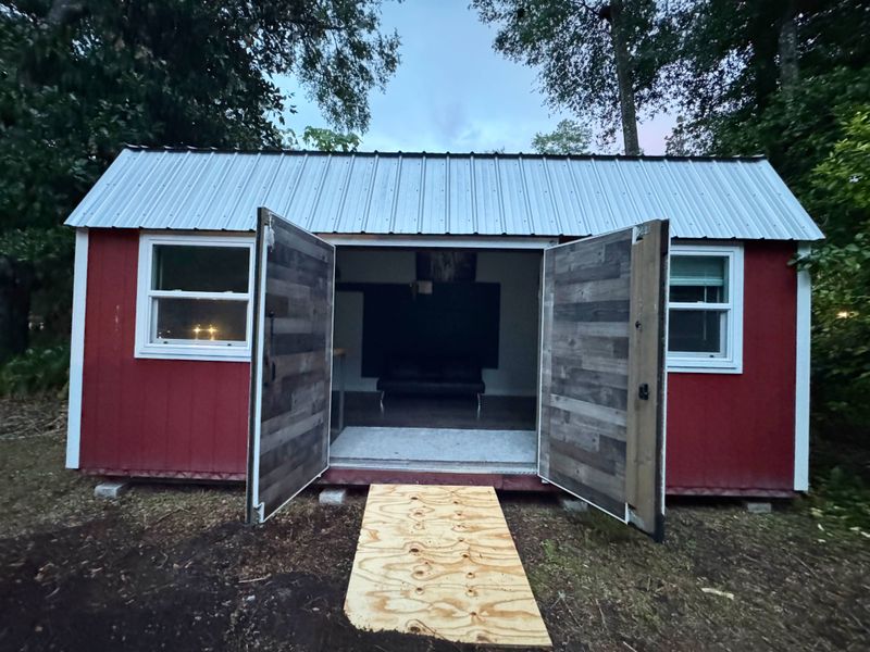 For Sale $18,000 Amy's Tiny Home in Gainesville, Florida image 2