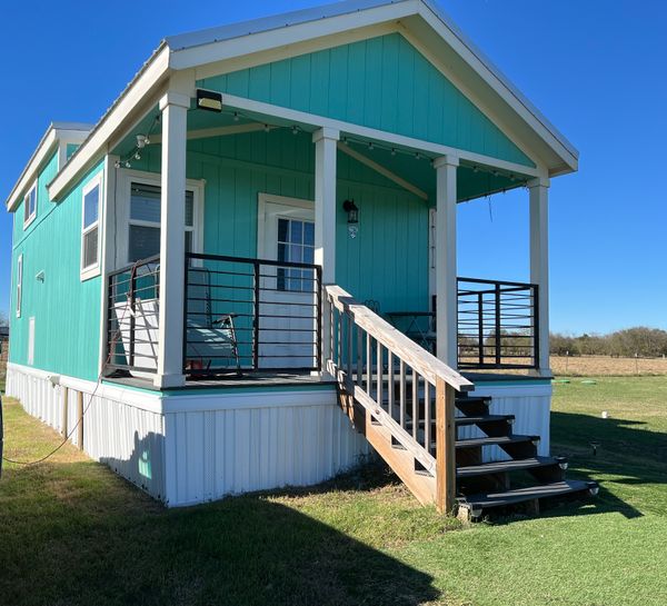 PRICE DROP: Beautiful Tiny Home with Main Level Bedroom in Texas!